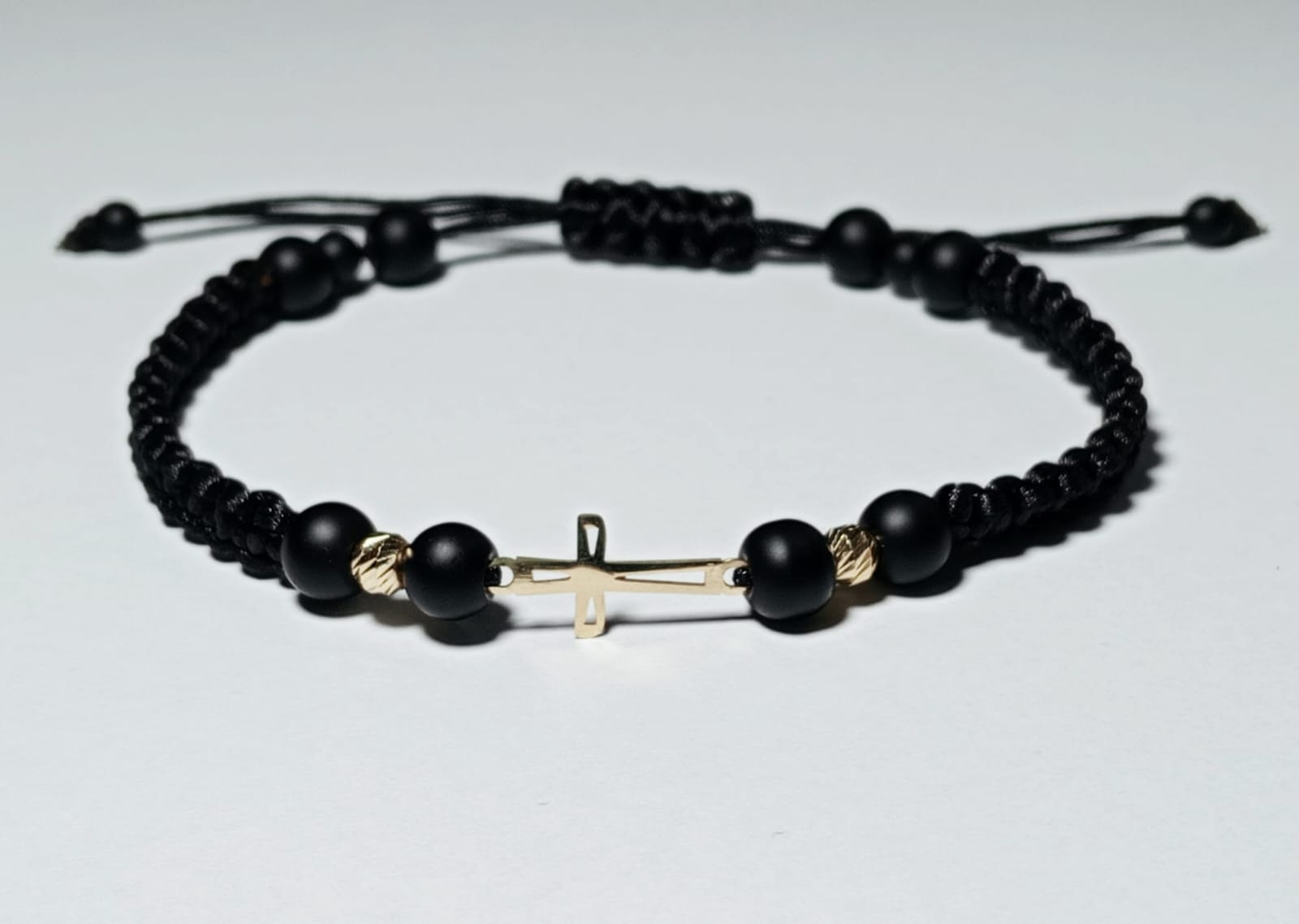 Brățară Unisex cu Onix și Piese Integrale din Aur 14K – Design Elegant și Reglabil